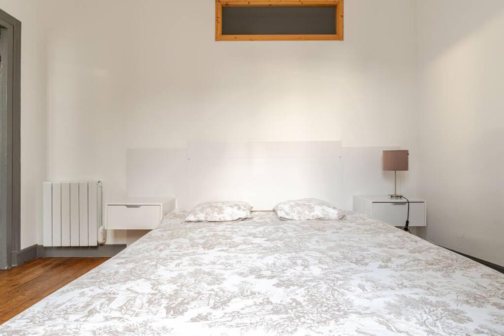Bel appartement dans le centre historique avec wi-fi et toutes les commodités Dinan Extérieur photo